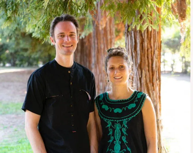 Kyle & Hannah Davis, serving in South Africa